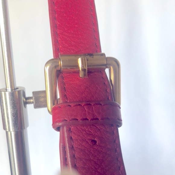 Red genuine leather quilted design crossbody w/ adjustable strap. Gold hardware. - Picture 6 of 15